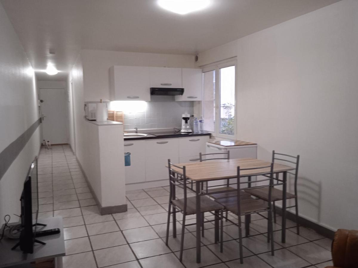Le Chauvinois Appartement Chauvigny Buitenkant foto
